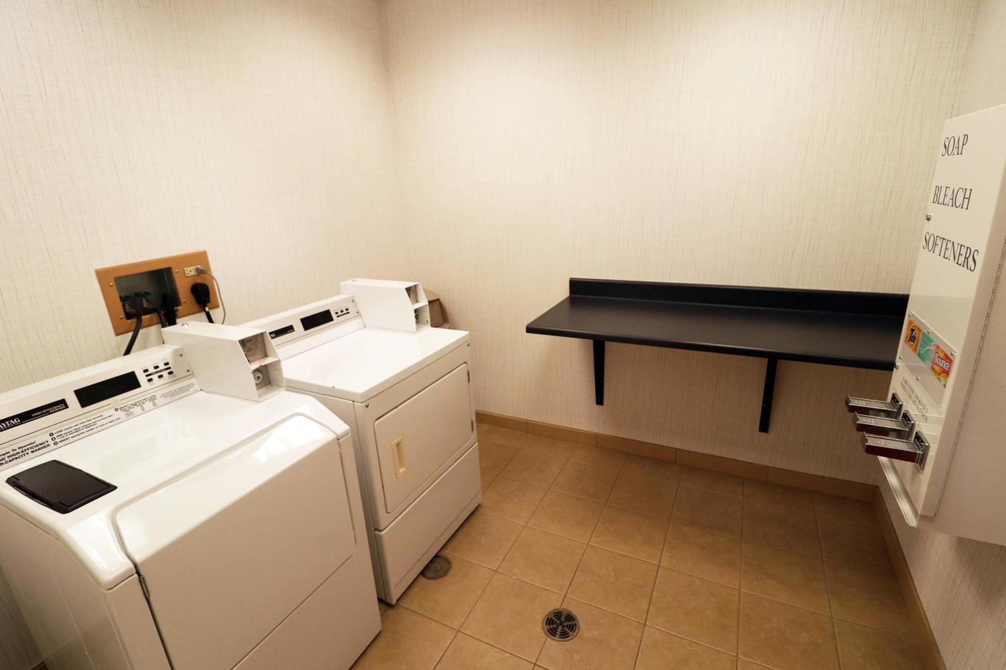 Fairfield Inn&Suites Des Moines Airport Extérieur photo
