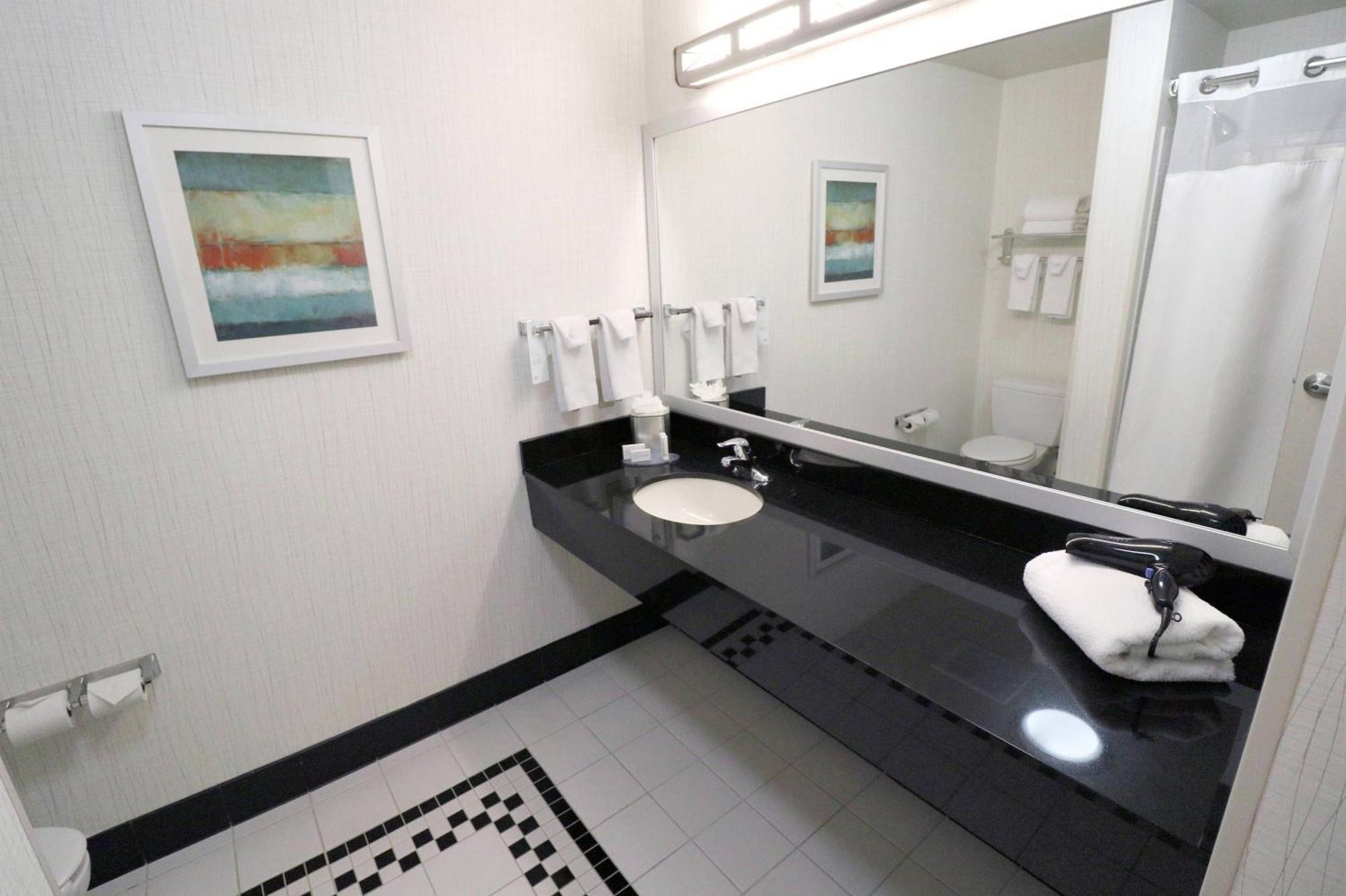 Fairfield Inn&Suites Des Moines Airport Extérieur photo
